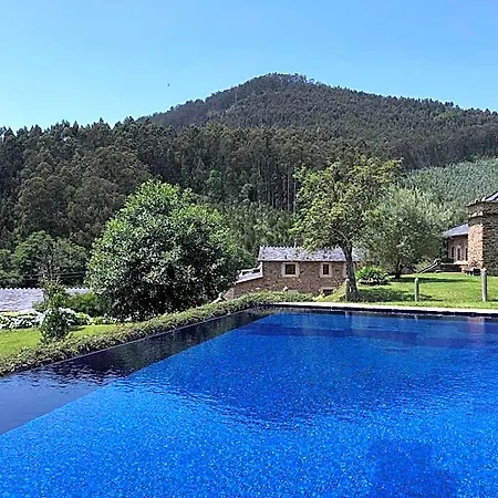 Areal Hotel 4*